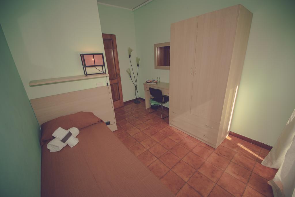 Cassiodoro Rooms Affittacamere Καταντζάρο Εξωτερικό φωτογραφία